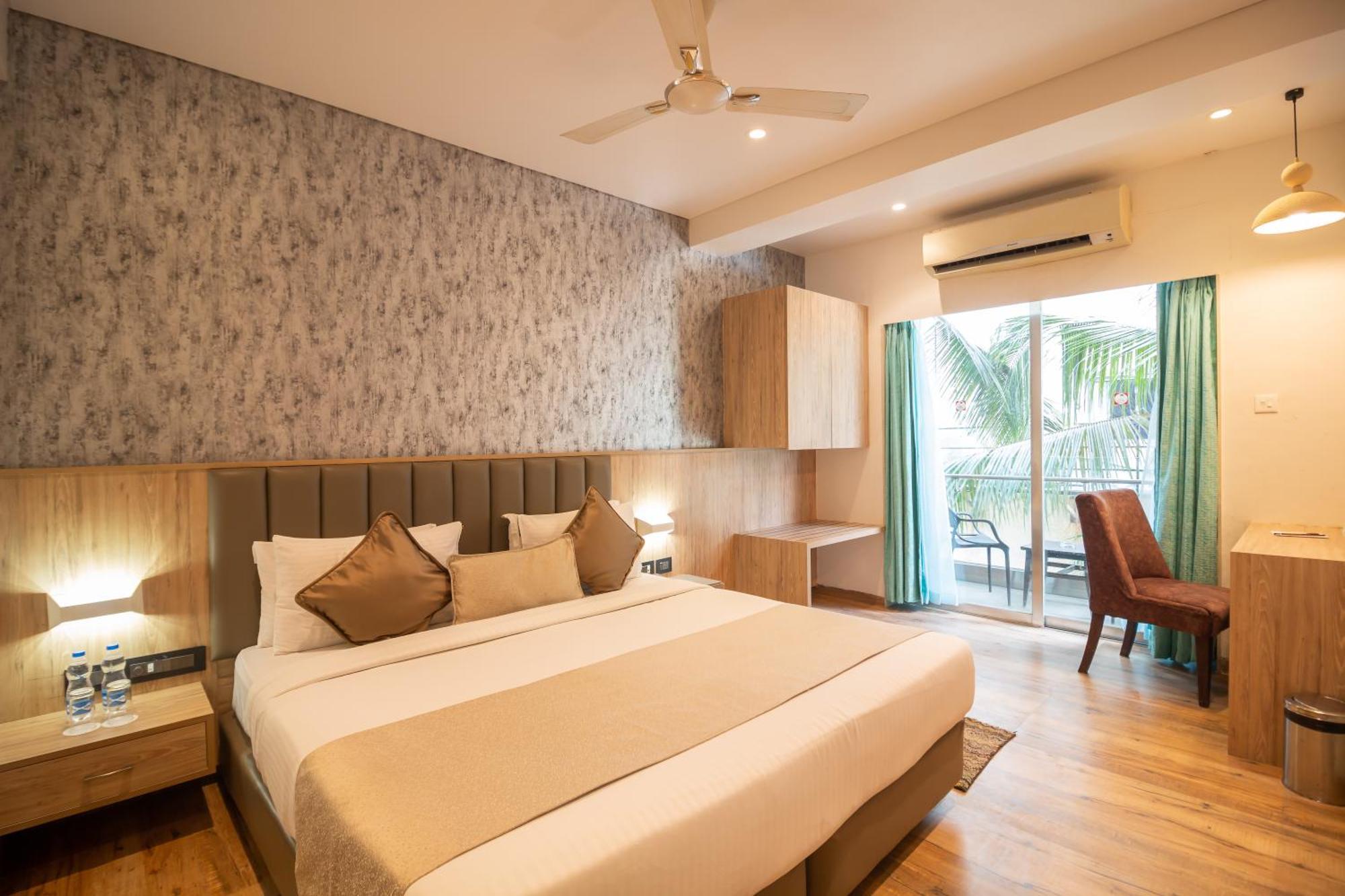 Hotel Celestiial , Candolim Buitenkant foto