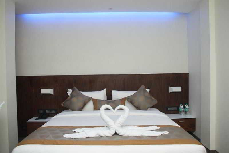 Hotel Celestiial , Candolim Buitenkant foto
