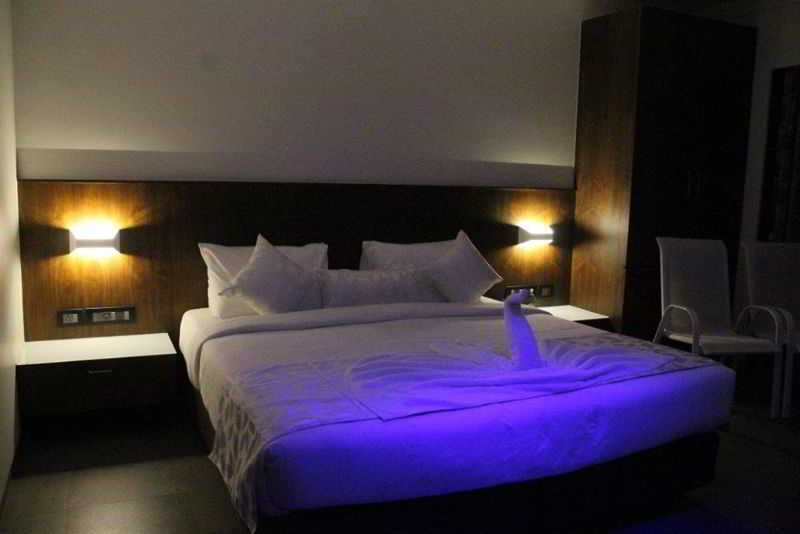 Hotel Celestiial , Candolim Buitenkant foto